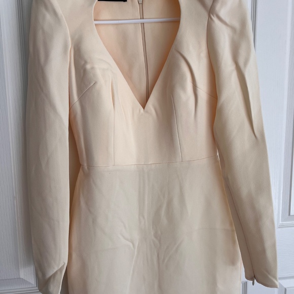 ALEX PERRY Monroe Heart Midi Dress - Picture 2 of 5